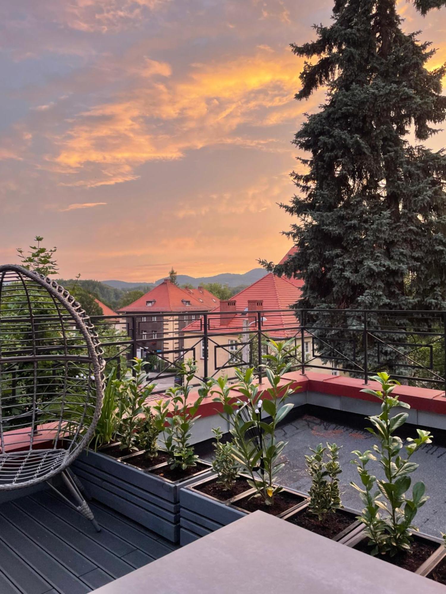 Apartament Szmaragdowa Sowa Wałbrzych Zewnętrze zdjęcie